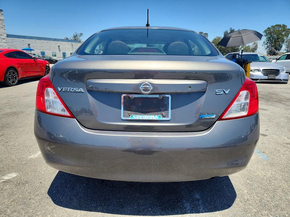 56987066 :رقم المزاد ، 3N1CN7AP1CL820438 vin ، 2012 Nissan Versa مزاد بيع