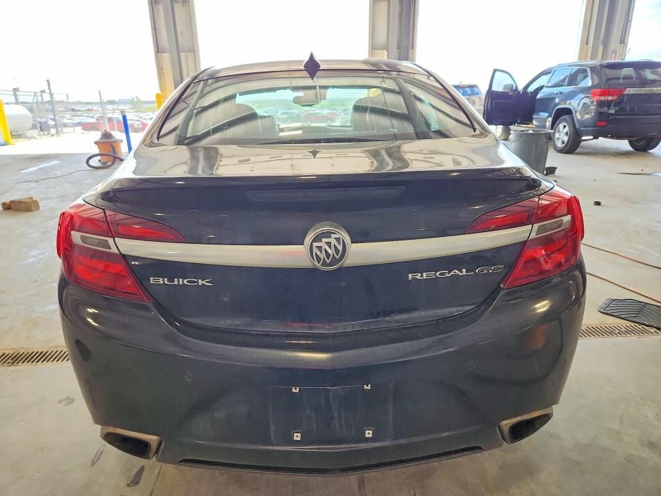 58220236 :رقم المزاد ، 2G4GU5GX3G9183389 vin ، 2016 Buick Regal مزاد بيع