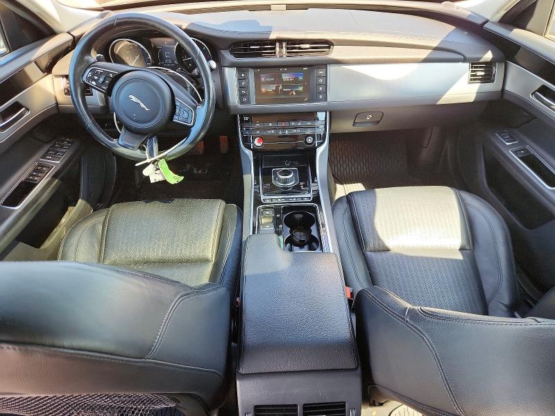 Продажа на аукционе авто 2017 Jaguar Xf, vin: SAJBK4BN3HCY42894, номер лота: 54840356
