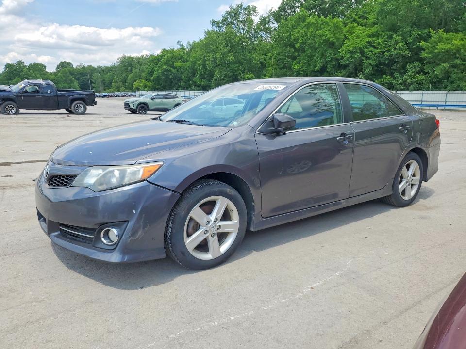 56280296 :رقم المزاد ، 4T1BF1FK7EU410361 vin ، 2014 Toyota Camry مزاد بيع