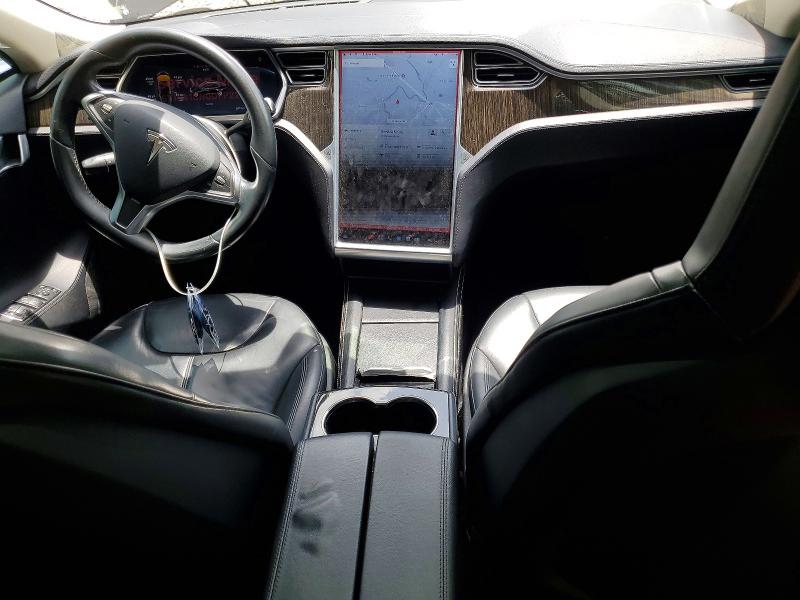 2013 Tesla Model S მანქანა იყიდება აუქციონზე, vin: 5YJSA1CN0DFP22496, აუქციონის ნომერი: 57563546