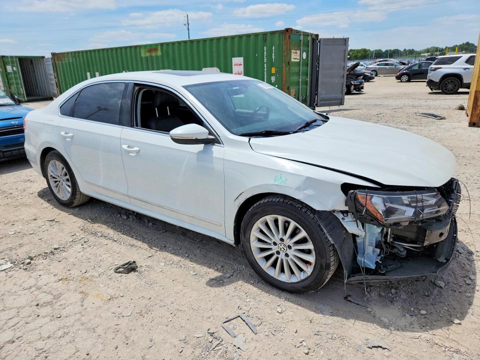 Продажа на аукционе авто 2016 Volkswagen Passat, vin: 1VWBT7A35GC005363, номер лота: 55823856