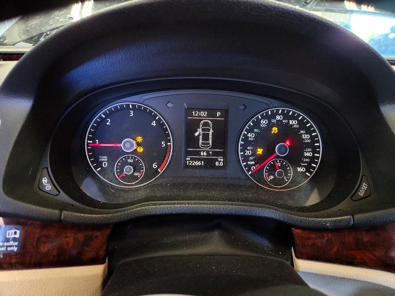 57499626 :رقم المزاد ، 1VWCN7A31DC068065 vin ، 2013 Volkswagen Passat مزاد بيع