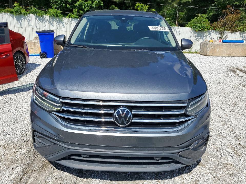 2024 Volkswagen Tiguan მანქანა იყიდება აუქციონზე, vin: 3VVRB7AX1RM032702, აუქციონის ნომერი: 55865396