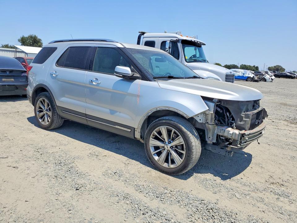 57958196 :رقم المزاد ، 1FM5K8F80JGC16673 vin ، 2018 Ford Explorer مزاد بيع