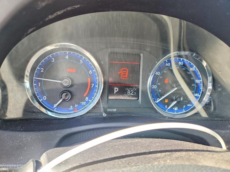 Продажа на аукционе авто 2017 Toyota Corolla, vin: 5YFBURHE3HP573395, номер лота: 55656856