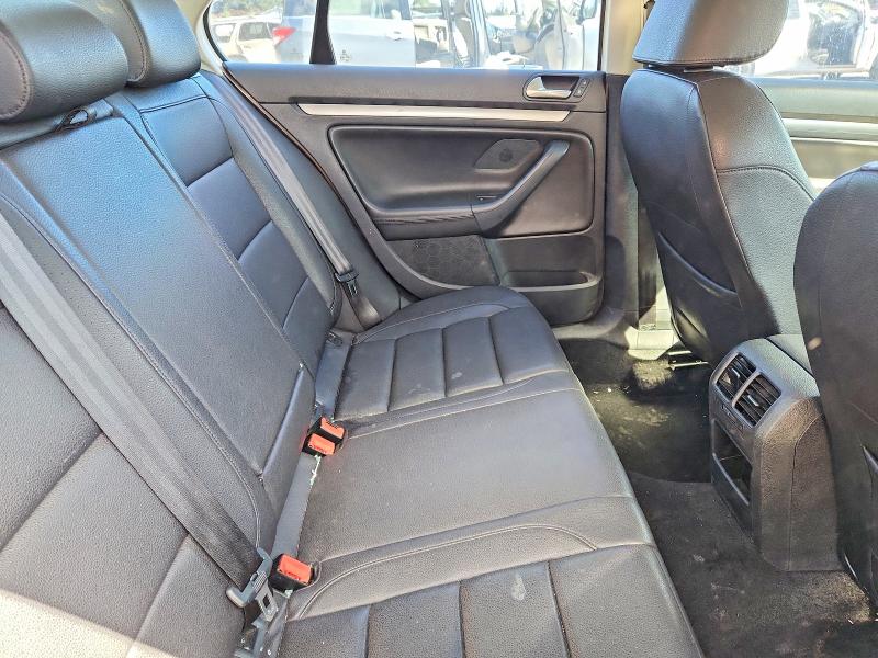 2010 Volkswagen Jetta მანქანა იყიდება აუქციონზე, vin: 3VWRZ7AJ4AM111191, აუქციონის ნომერი: 57211326