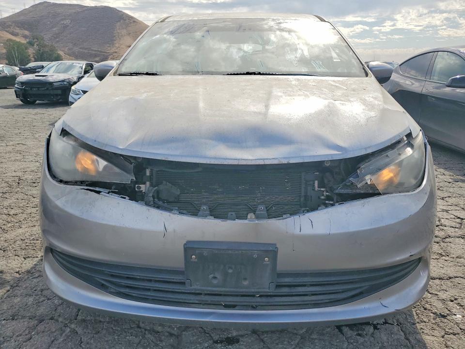 2017 Chrysler Pacifica მანქანა იყიდება აუქციონზე, vin: 2C4RC1DG3HR711933, აუქციონის ნომერი: 58583406