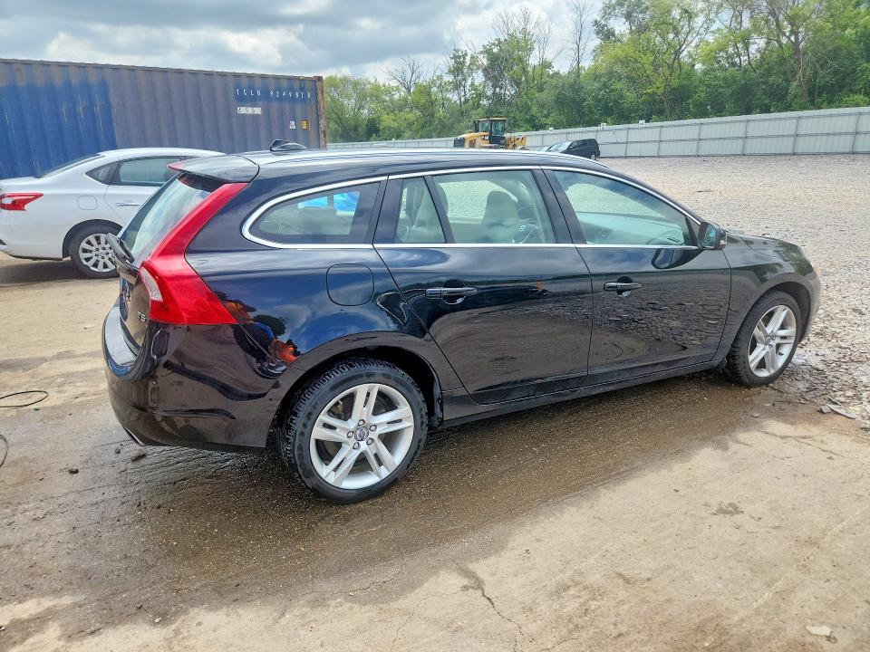 Продажа на аукционе авто 2015 Volvo V60, vin: YV140MEC2F1213623, номер лота: 56760216