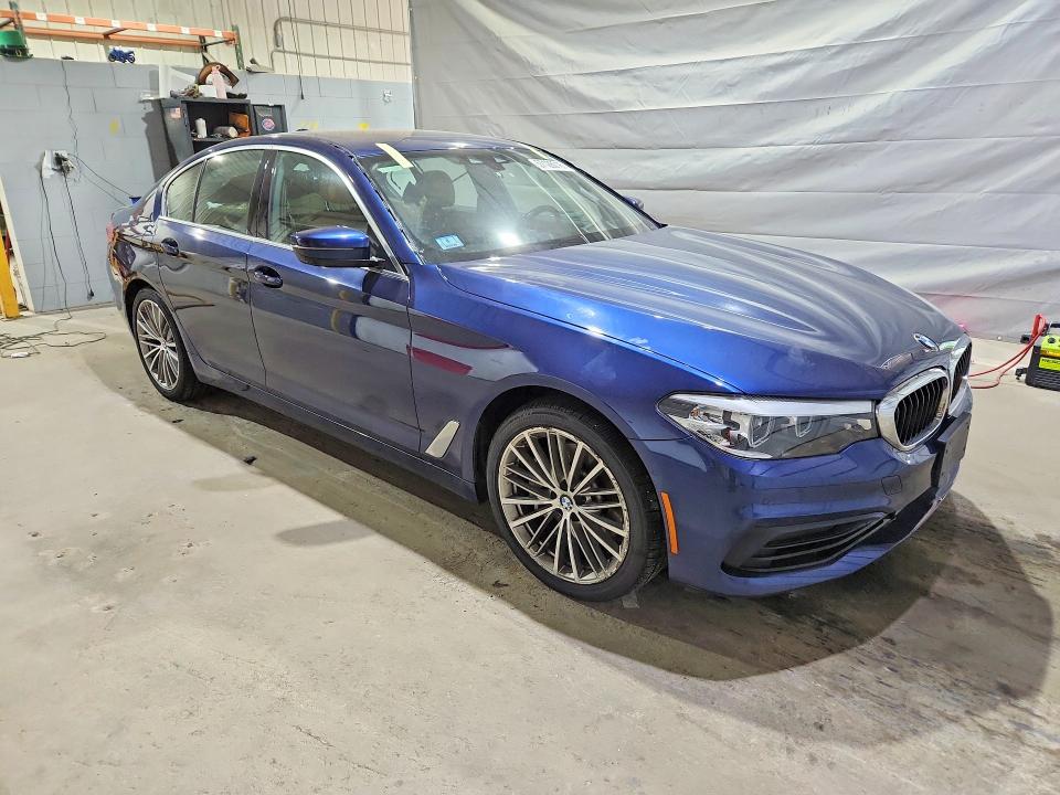 Продажа на аукционе авто 2019 Bmw 540, vin: WBAJE7C53KWD55587, номер лота: 57128016