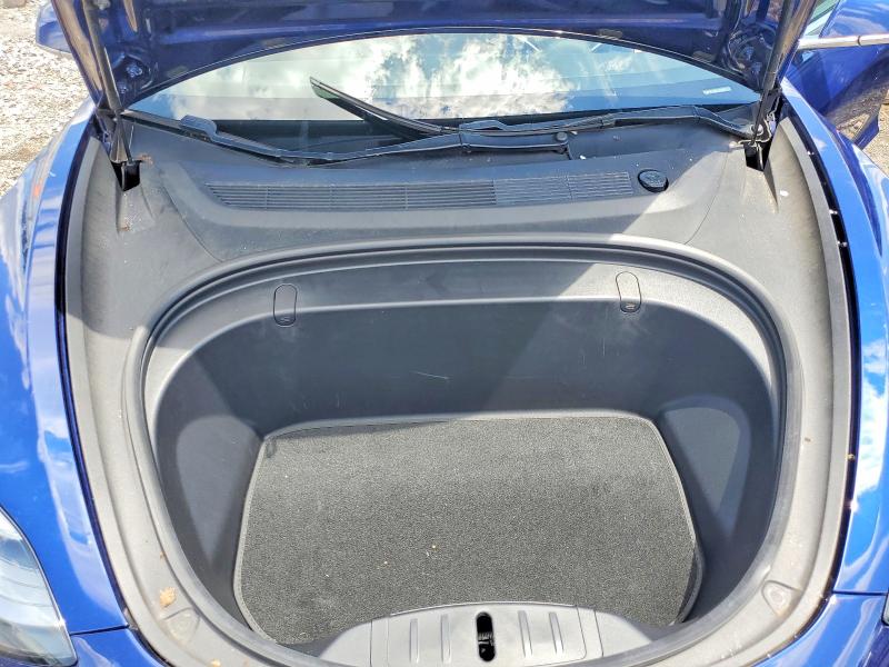 58356676 :رقم المزاد ، 5YJ3E1EB7JF115373 vin ، 2018 Tesla Model 3 مزاد بيع
