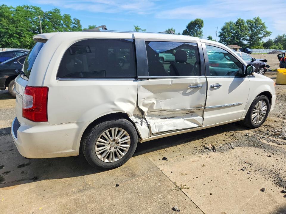 58843916 :رقم المزاد ، 2C4RC1GG1DR531257 vin ، 2013 Chrysler Town & Country مزاد بيع