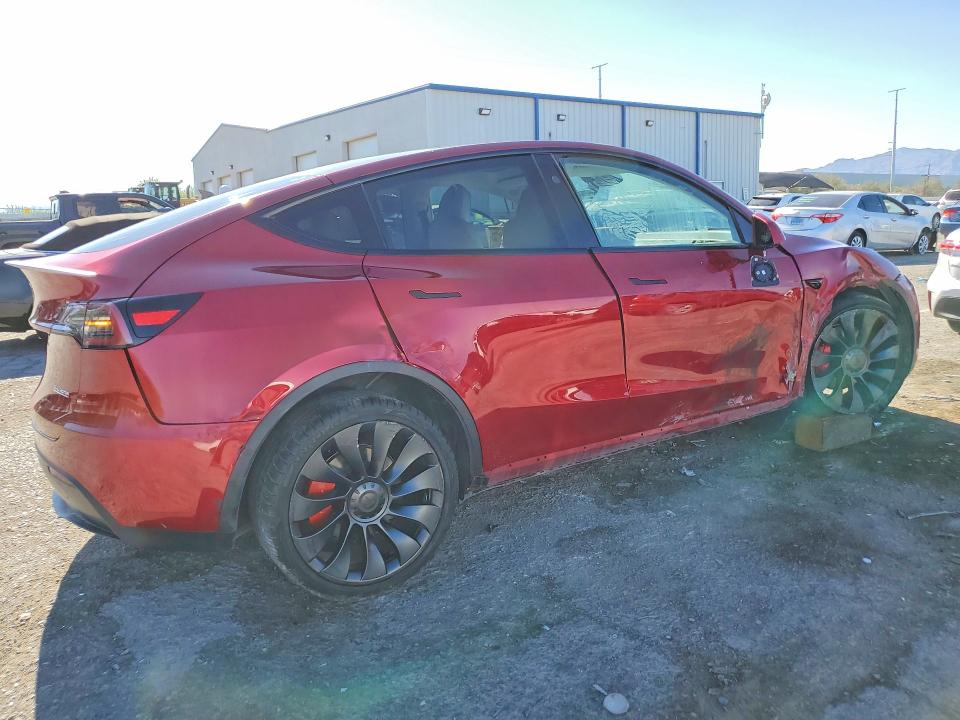 Продажа на аукционе авто 2024 Tesla Model Y, vin: 7SAYGDEF2RF023834, номер лота: 58761116