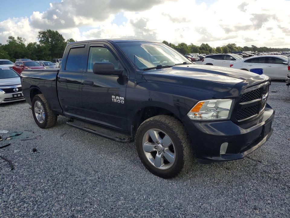 56260446 :رقم المزاد ، 1C6RR7FGXJS269212 vin ، 2018 Ram 1500 مزاد بيع