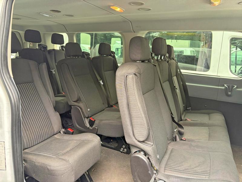 58862866 :رقم المزاد ، 1FBZX2ZM8FKA91962 vin ، 2015 Ford Transit مزاد بيع