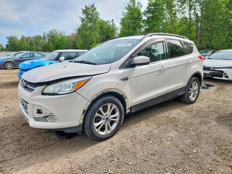 2016 Ford Escape მანქანა იყიდება აუქციონზე, vin: 1FMCU9GX8GUB76897, აუქციონის ნომერი: 57925686