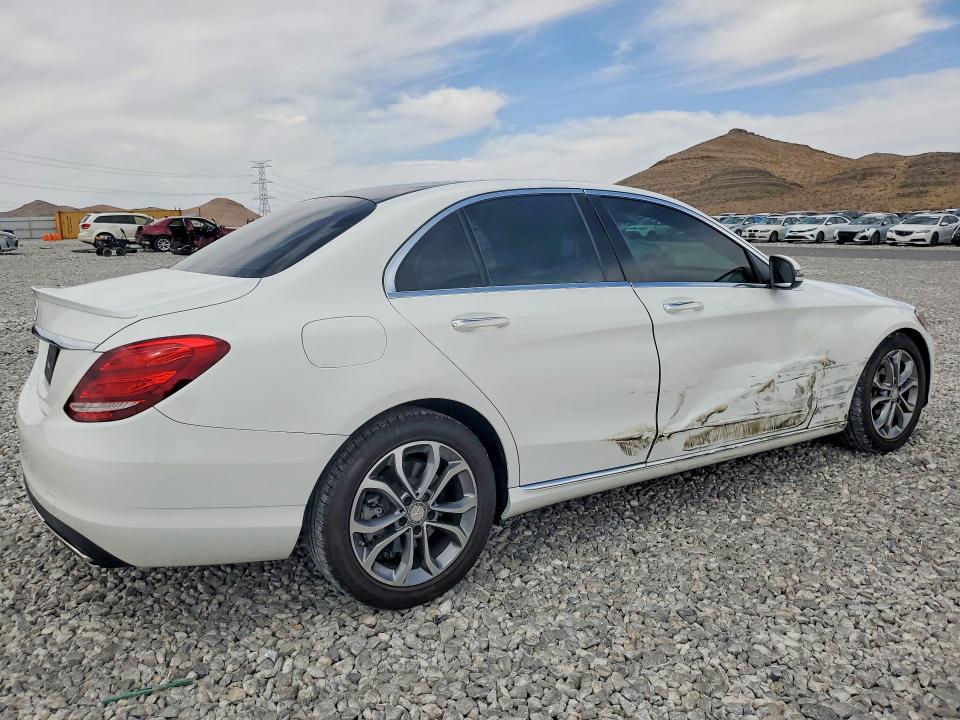 56796346 :رقم المزاد ، 55SWF4JB6GU128947 vin ، 2016 Mercedes-benz C مزاد بيع