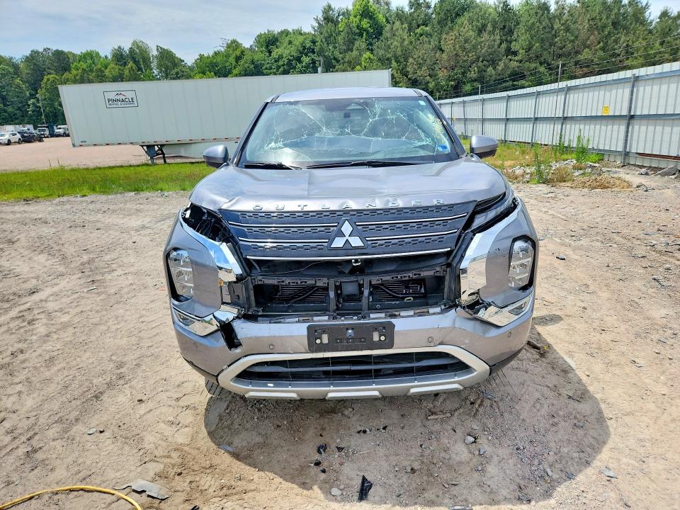 2023 Mitsubishi Outlander მანქანა იყიდება აუქციონზე, vin: JA4J3UA82PZ016045, აუქციონის ნომერი: 57844516