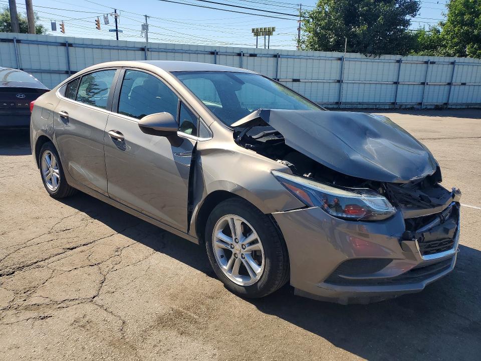 Продажа на аукционе авто 2018 Chevrolet Cruze, vin: 1G1BE5SM3J7200363, номер лота: 54981056