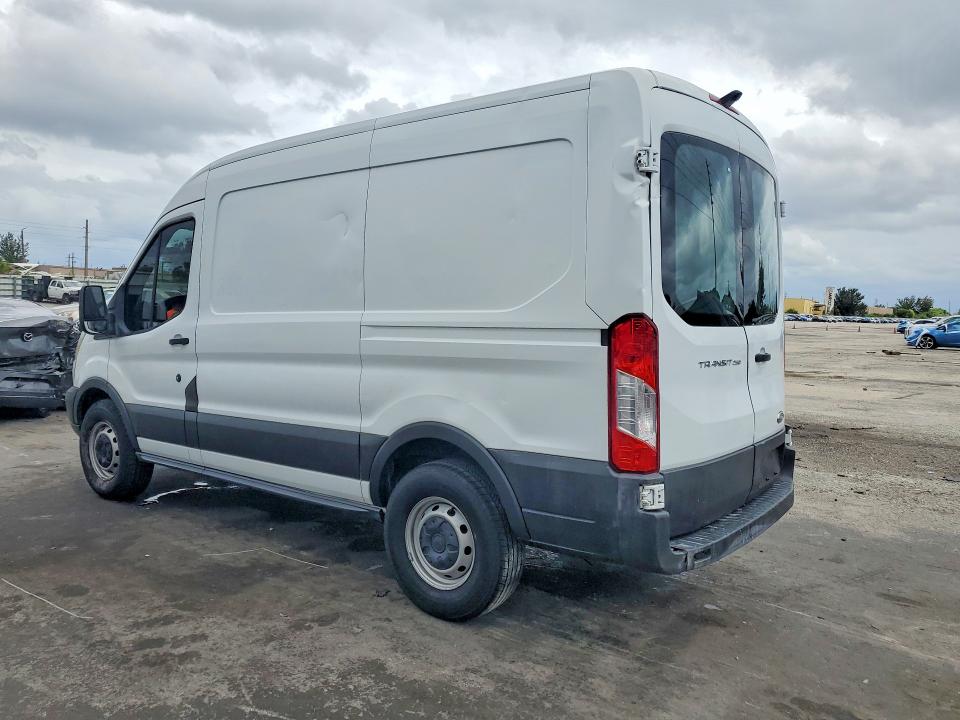 56319046 :رقم المزاد ، 1FTYR1CM9FKA29183 vin ، 2015 Ford Transit مزاد بيع