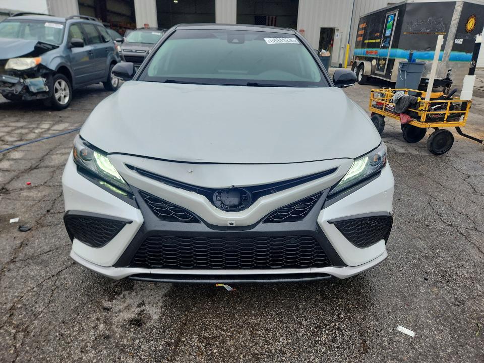 Продажа на аукционе авто 2022 Toyota Camry, vin: 4T1KZ1AK3NU062377, номер лота: 58084636