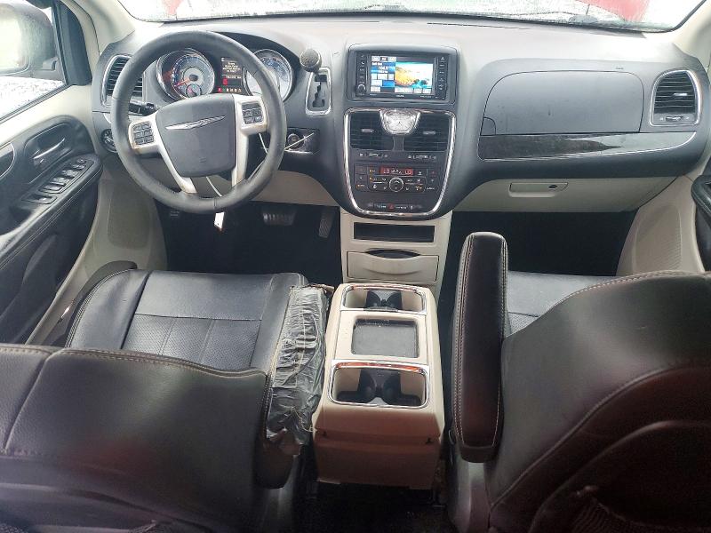 57875776 :رقم المزاد ، 2C4RC1CG5FR514678 vin ، 2015 Chrysler Town & Country مزاد بيع