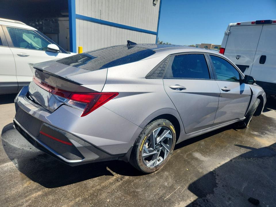 57416286 :رقم المزاد ، KMHLM4DG8SU080932 vin ، 2025 Hyundai Elantra مزاد بيع