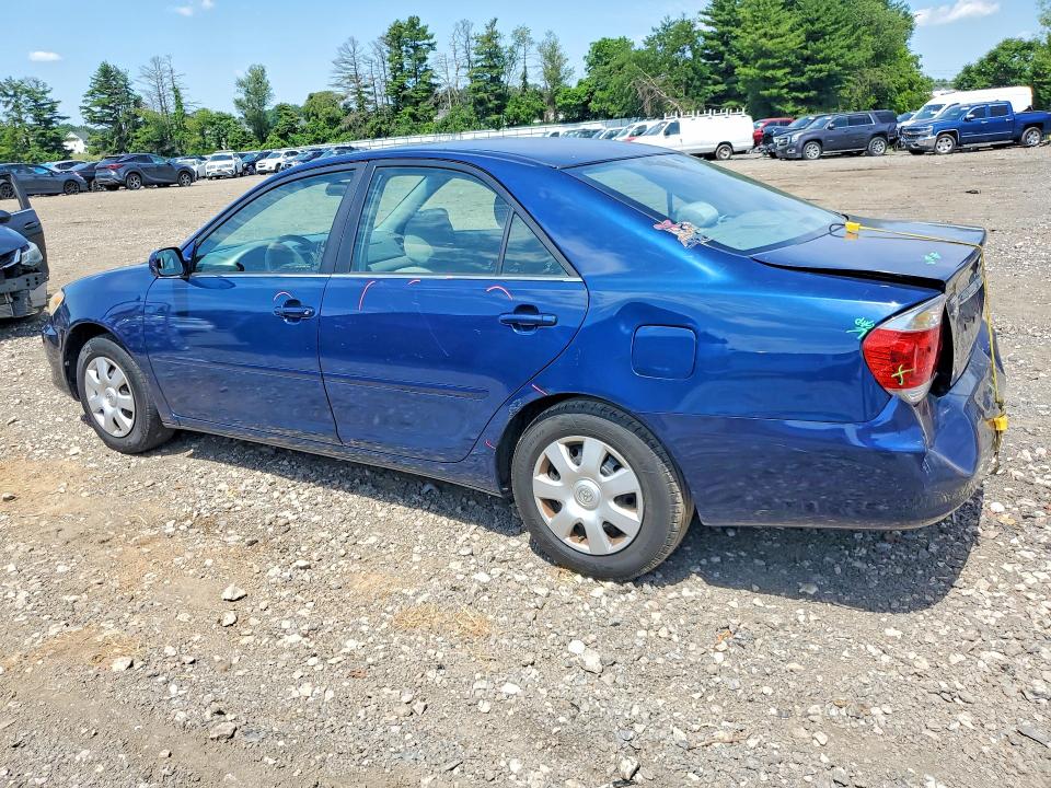 58826316 :رقم المزاد ، 4T1BE30K05U382748 vin ، 2005 Toyota Camry مزاد بيع