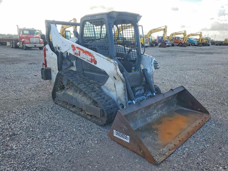 56058056 :رقم المزاد ، B4CE16474 vin ، 2021 Bobcat T76 مزاد بيع