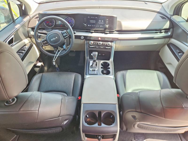 2023 Kia Carnival მანქანა იყიდება აუქციონზე, vin: KNDNB4H36P6236973, აუქციონის ნომერი: 58741666