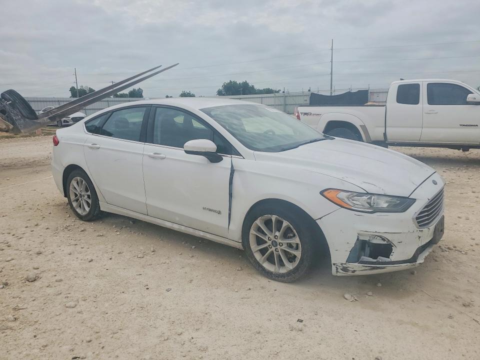 Продажа на аукционе авто 2019 Ford Fusion, vin: 3FA6P0LU1KR225010, номер лота: 55722166