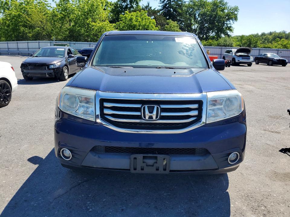 55799036 :رقم المزاد ، 5FNYF4H59FB067814 vin ، 2015 Honda Pilot مزاد بيع