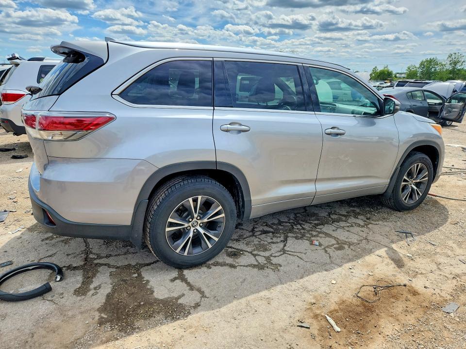 2016 Toyota Highlander მანქანა იყიდება აუქციონზე, vin: 5TDJKRFH9GS502304, აუქციონის ნომერი: 57381206