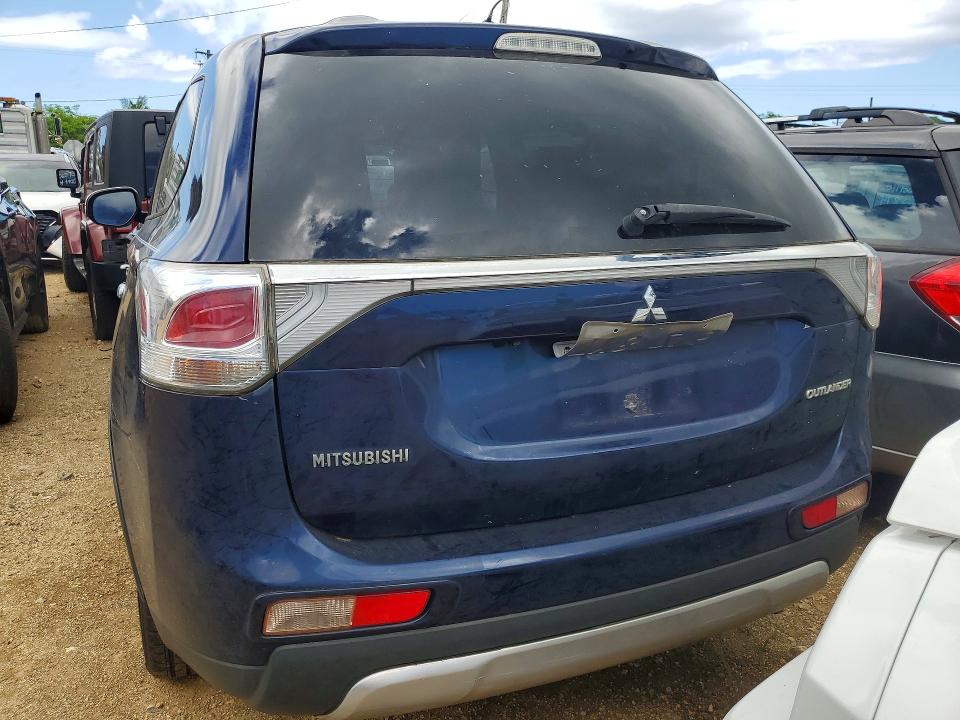 2015 Mitsubishi Outlander მანქანა იყიდება აუქციონზე, vin: JA4AD3A33FZ000821, აუქციონის ნომერი: 50118026