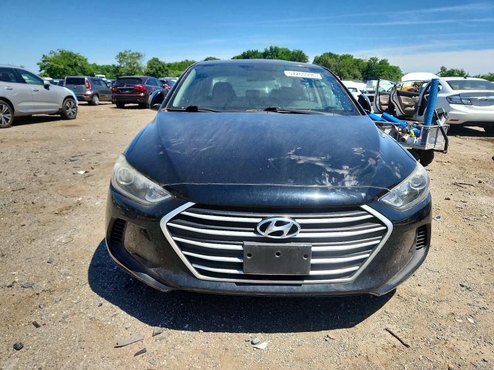 2018 Hyundai Elantra მანქანა იყიდება აუქციონზე, vin: 5NPD84LF5JH270976, აუქციონის ნომერი: 57260996