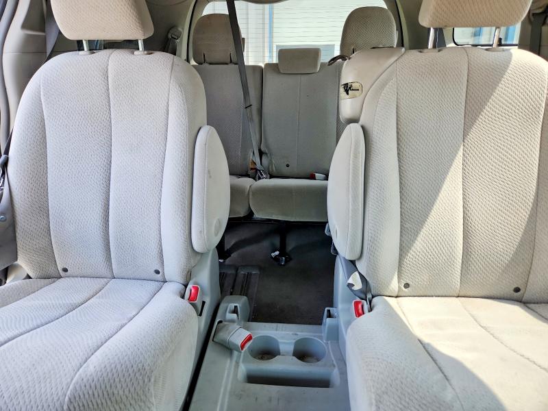 2011 Toyota Sienna მანქანა იყიდება აუქციონზე, vin: 5TDKK3DC4BS054295, აუქციონის ნომერი: 56681496