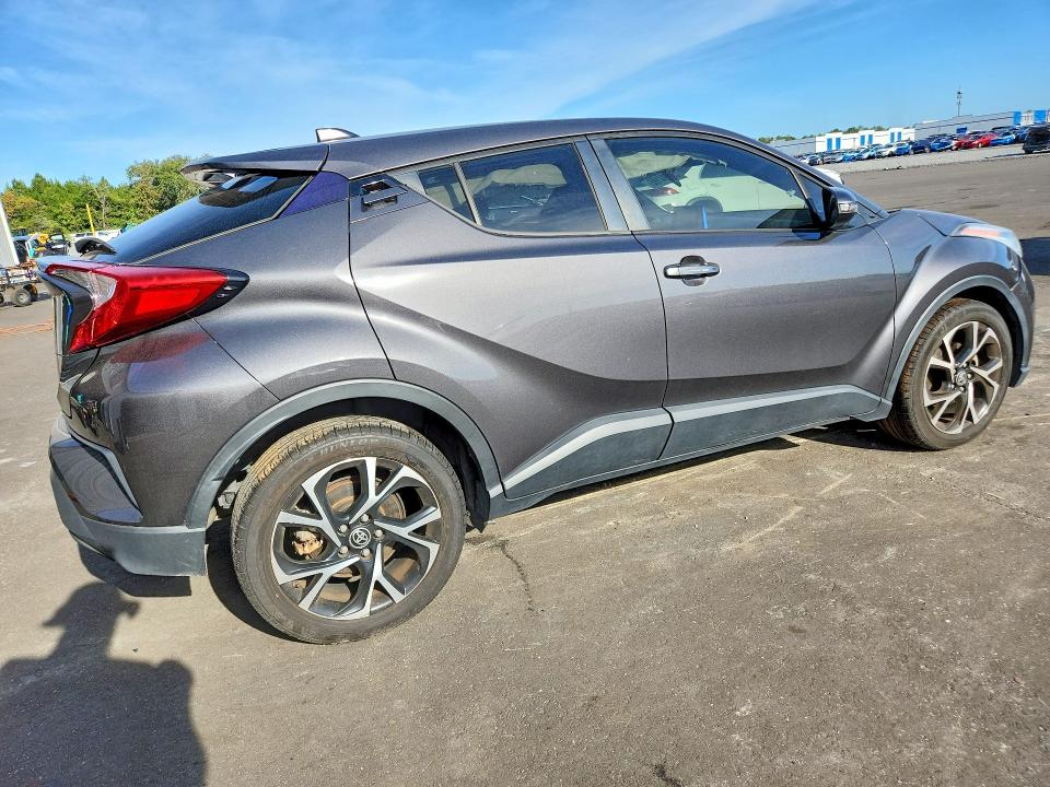 Продажа на аукционе авто 2021 Toyota C-hr, vin: NMTKHMBX2MR121245, номер лота: 55994186