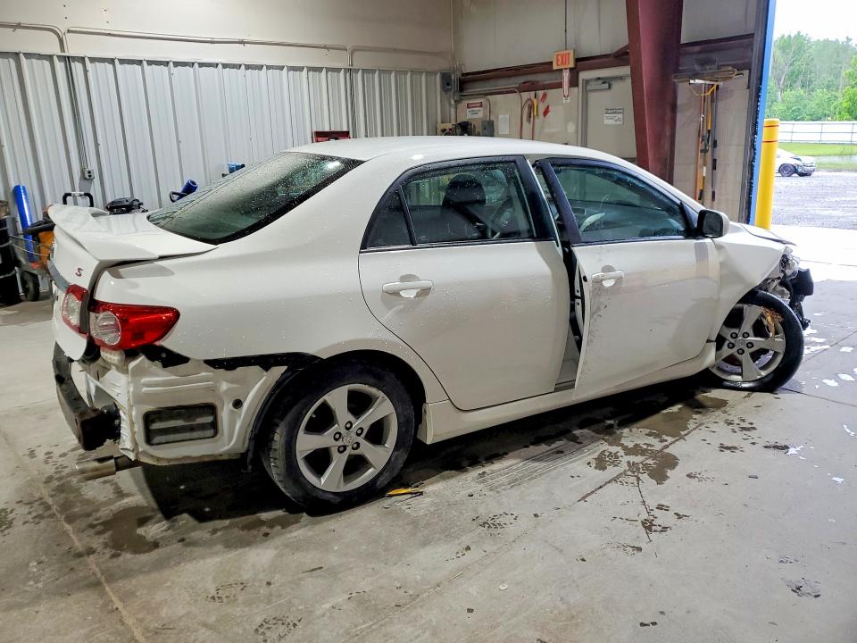 58007826 :رقم المزاد ، 2T1BU4EEXDC067290 vin ، 2013 Toyota Corolla مزاد بيع