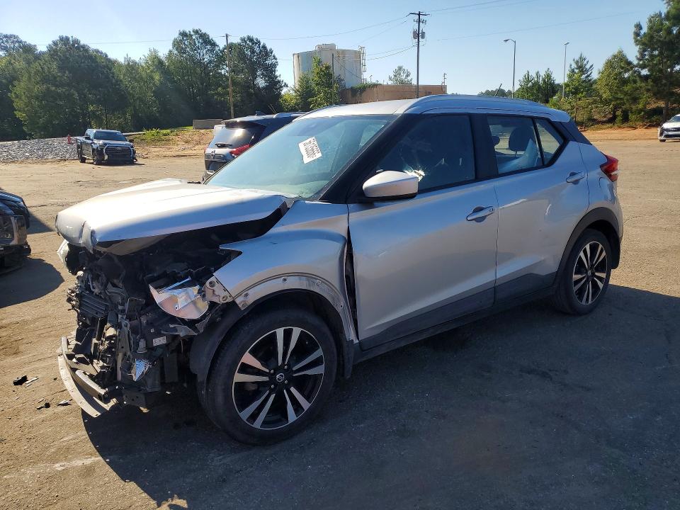 2020 Nissan Kicks მანქანა იყიდება აუქციონზე, vin: 3N1CP5CV8LL551543, აუქციონის ნომერი: 56135666