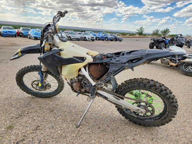 2017 Husqvarna Fx 450 მანქანა იყიდება აუქციონზე, vin: VBKUCR432HM301924, აუქციონის ნომერი: 56972096