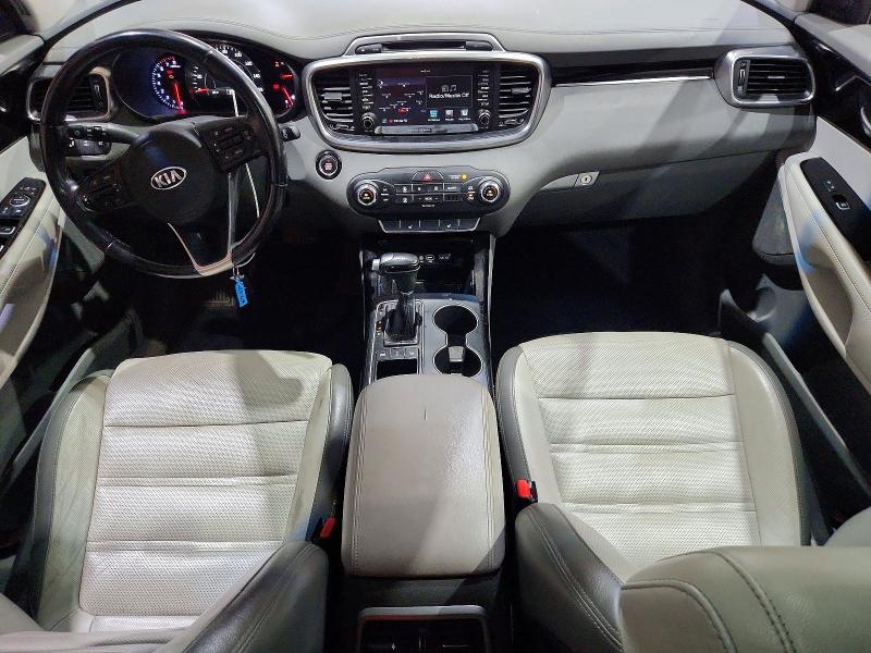 97683665 :رقم المزاد ، 5XYPKDA5XJG413002 vin ، 2018 Kia Sorento مزاد بيع