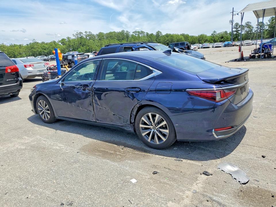 56441766 :رقم المزاد ، 58ADA1C10MU011057 vin ، 2021 Lexus Es مزاد بيع