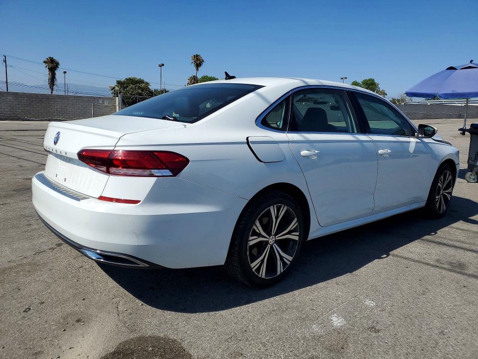 57964136 :رقم المزاد ، 1VWSA7A33MC009073 vin ، 2021 Volkswagen Passat مزاد بيع