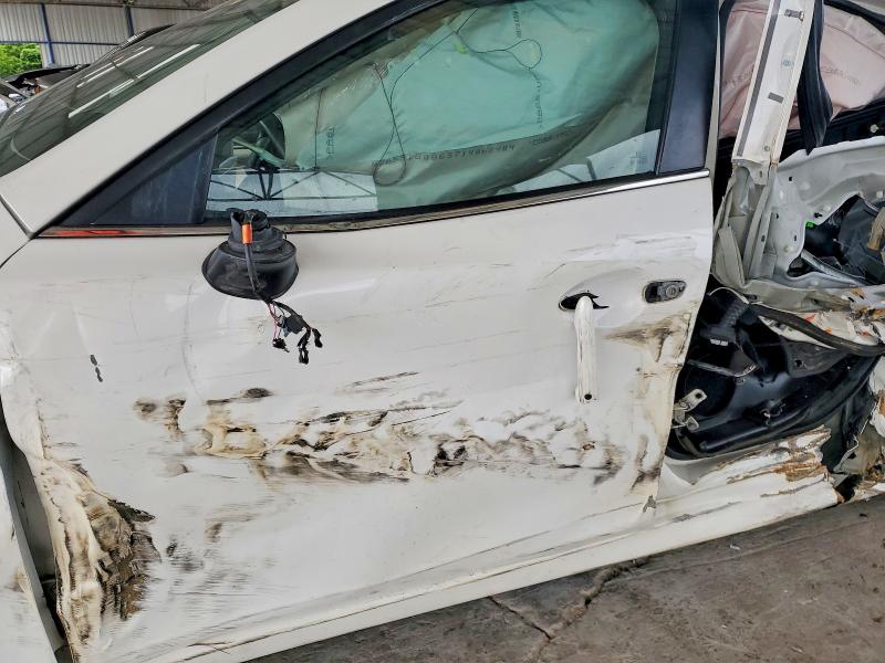 2015 Mazda 3 მანქანა იყიდება აუქციონზე, vin: 3MZBM1V77FM169024, აუქციონის ნომერი: 57679936