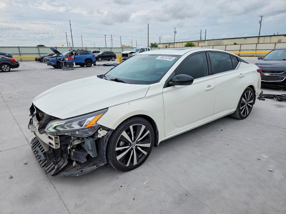 Auction sale of the 2019 Nissan Altima, vin: 1N4BL4CV1KC120377, lot number: 56624246