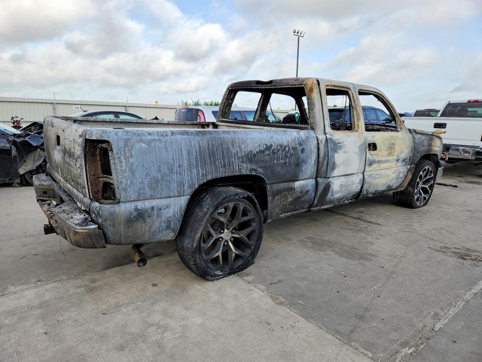 Продажа на аукционе авто 2004 Chevrolet Silverado, vin: 2GCEC19V041163033, номер лота: 59179726