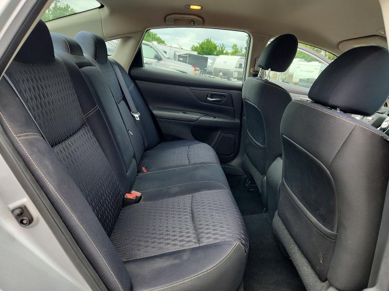 2017 Nissan Altima მანქანა იყიდება აუქციონზე, vin: 1N4AL3AP2HN343597, აუქციონის ნომერი: 55916066