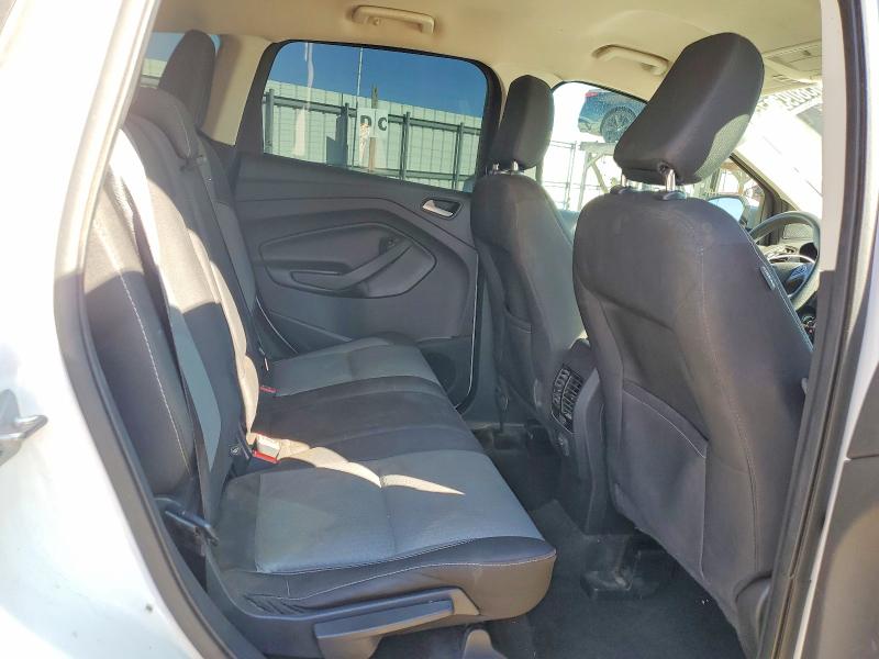 58093976 :رقم المزاد ، 1FMCU9GD0JUC34000 vin ، 2018 Ford Escape مزاد بيع