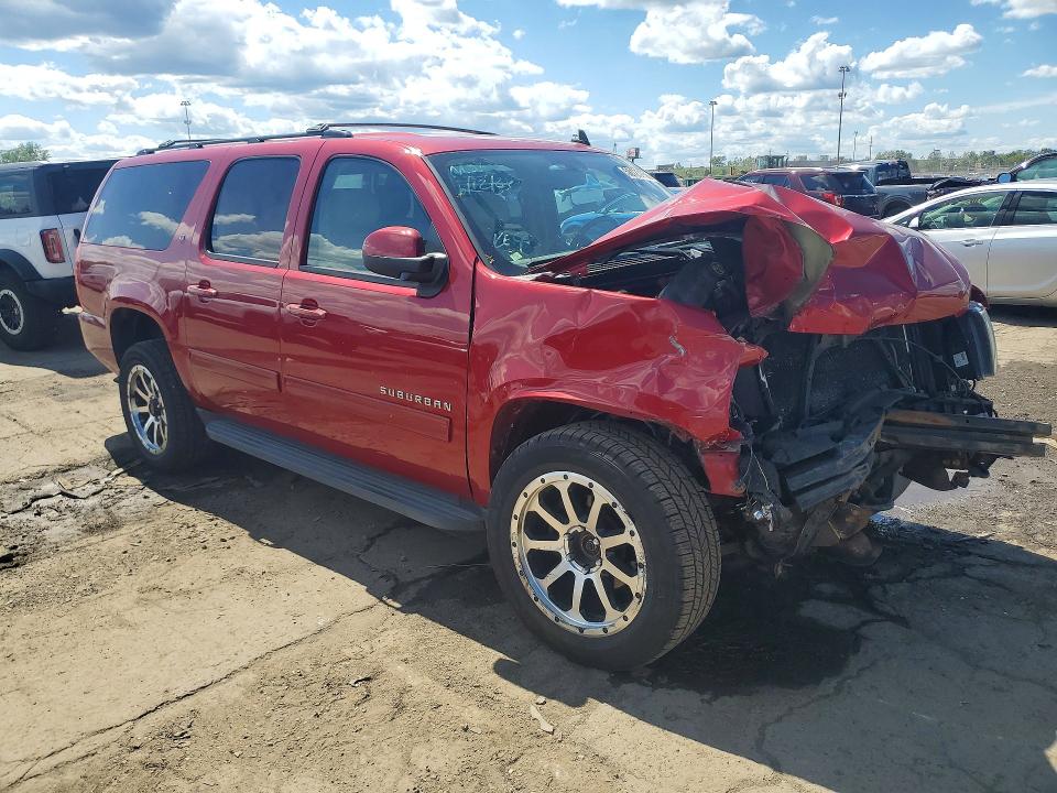 2013 Chevrolet Suburban მანქანა იყიდება აუქციონზე, vin: 1GNSKJE75DR144487, აუქციონის ნომერი: 58123756