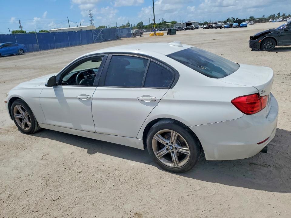 2015 Bmw 320 მანქანა იყიდება აუქციონზე, vin: WBA3B1G56FNT04280, აუქციონის ნომერი: 58139286